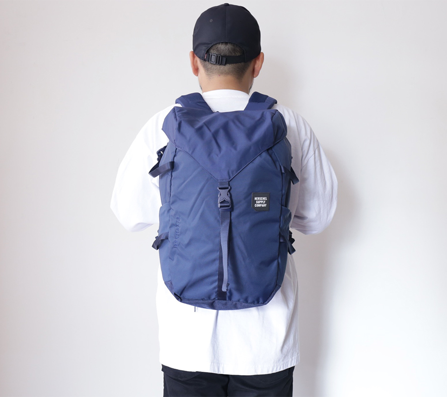 Herschel Supply FALL 2016 TRAIL COLLECTION BARLOW LARGE BACKPACK color : Peacoat